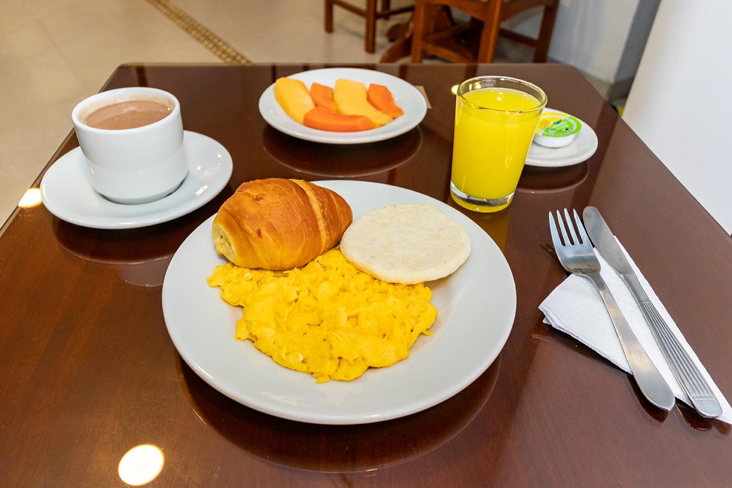 Hotel El Campin Bogota Ngoại thất bức ảnh